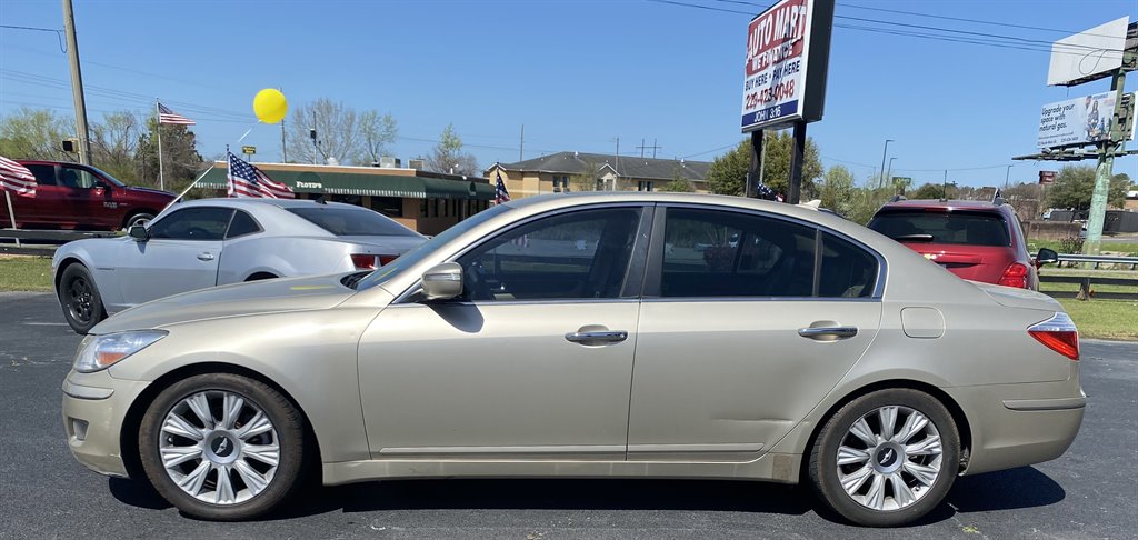 2010 Hyundai Genesis 3.8's photo