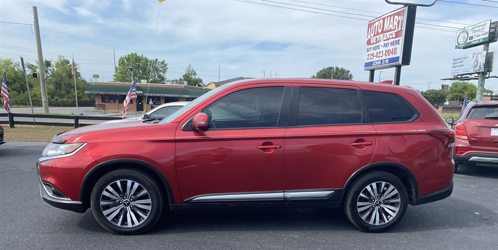 2020 Mitsubishi Outlander SE FWD's photo