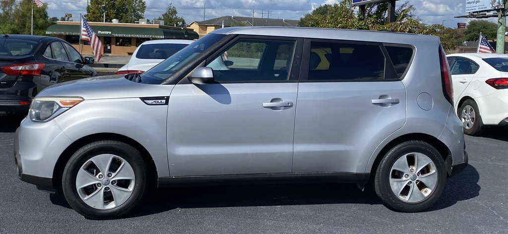 2015 Kia Soul Base's photo
