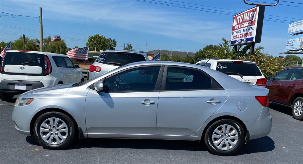 2011 Kia Forte EX's photo